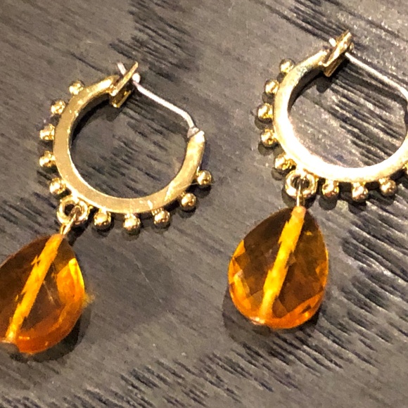 3/$40 VTG Studded Gold Dainty Small Hoop Pierced Earrings w/Yellow Bead Dangles - Picture 9 of 12